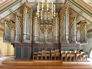 Die grosse Orgel auf der Empore in Peter und Paul.
